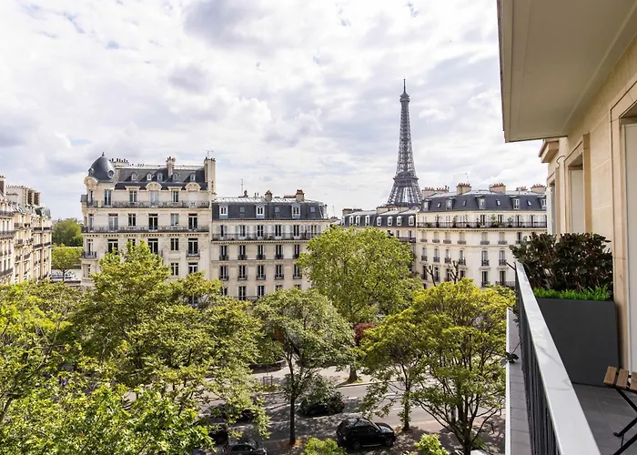 Daire Elegant - 3b 6p - Eiffel Tower